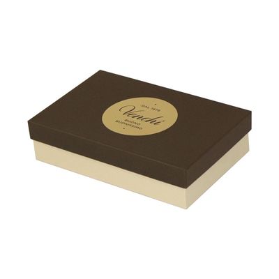 Dos pedazos de la cartulina de chocolate de la caja los 20*13*5cm del caramelo con la tapa