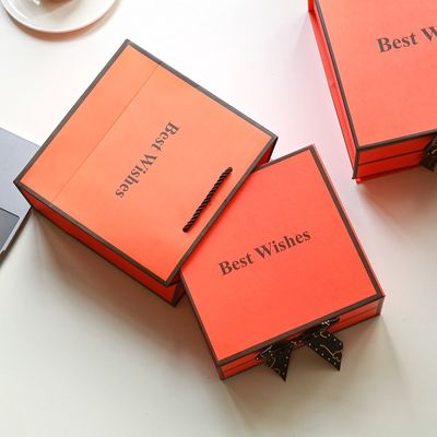 Captura magnética pre envuelta de Flip Top Gift Boxes With de la cartulina