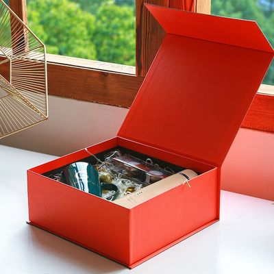 Captura magnética pre envuelta de Flip Top Gift Boxes With de la cartulina