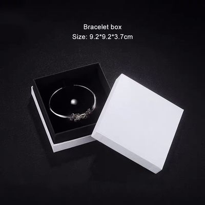 Aduana alineada terciopelo de la caja de empaquetado de la joyería de la cartulina del negro del estilo del hombro