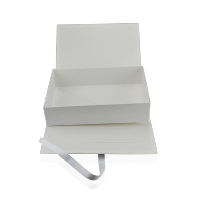 Uso multiusos de la corbata de lazo de las cajas rígidas magnéticas fijas del cierre para los cumpleaños
