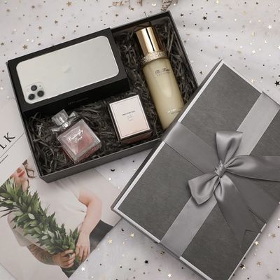 Caja de regalo grande modificada para requisitos particulares del rectángulo del color de Pantone con la caja de regalo de la bufanda de las tapas