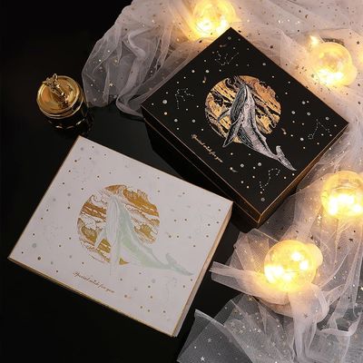Caja rígida de encargo del hombro, cajas de 2 pedazos con el papel destrozado los 29*21*9.5cm