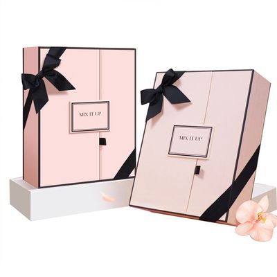 lujo del rosa de la caja del arco de la cinta del cierre de la puerta doble de 2 pedazos para el perfume