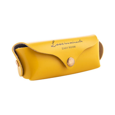 La PU impermeable de la caja de la barra de labios del viaje cubre amarillo con cuero portátil